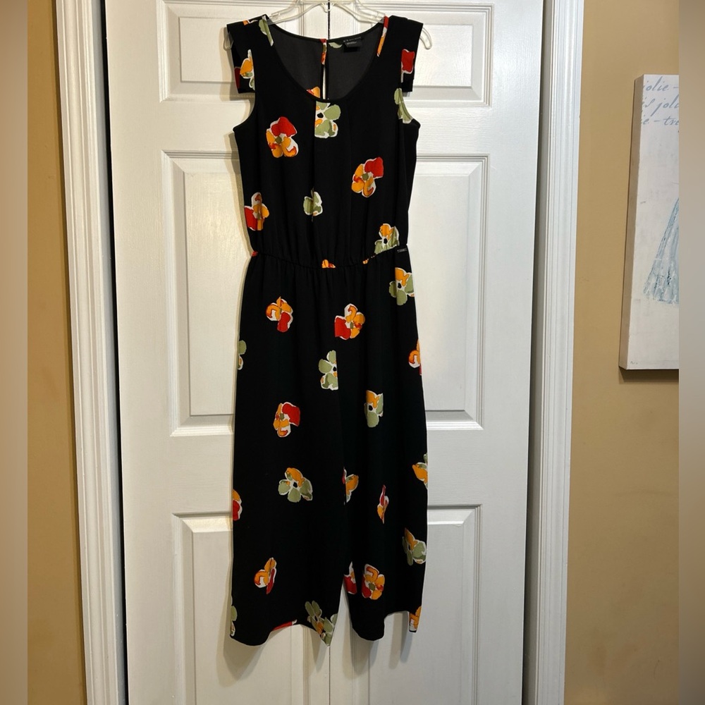 AX Armani Exchange Size 8 Black Floral Sleeveless One-Piece Jumpsuit  Women’s